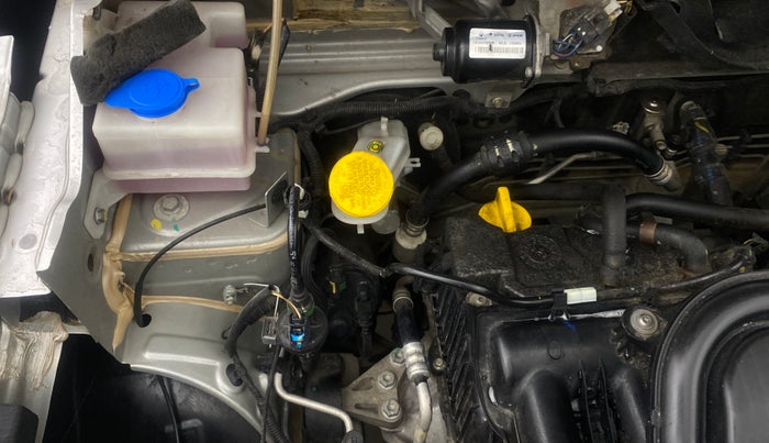 2022 Renault Kwid RXT 1.0 AMT, Petrol, Automatic, 56,209 km, Engine View - Right