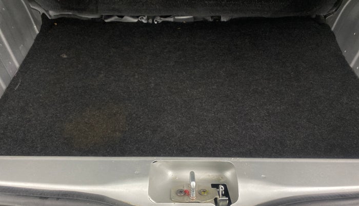 2022 Renault Kwid RXT 1.0 AMT, Petrol, Automatic, 56,209 km, Boot Inside