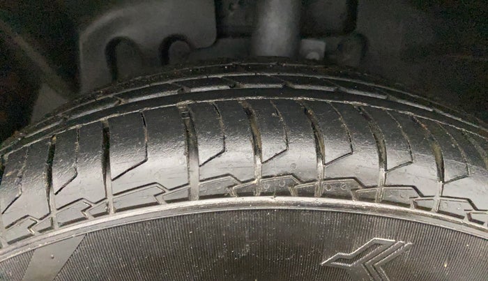 2016 Ford Ecosport TITANIUM 1.5L PETROL, Petrol, Manual, 27,641 km, Left Front Tyre Tread