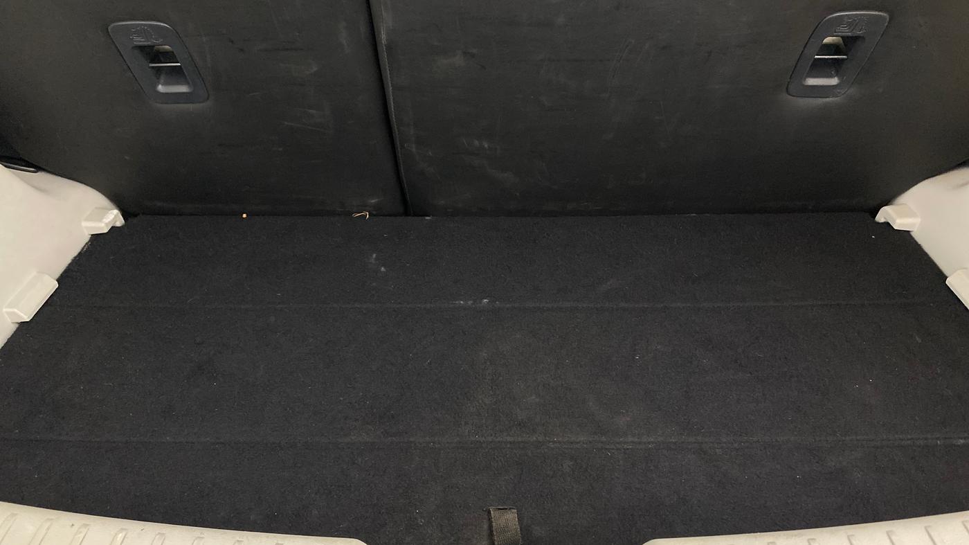 2019 Mahindra XUV300 W8 (O) 1.2 PETROL, Petrol, Manual, 82,849 km, Boot Inside