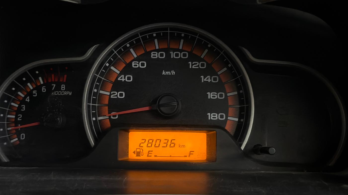 2015 Maruti Alto K10 VXI, Petrol, Manual, 28,036 km, Odometer Image