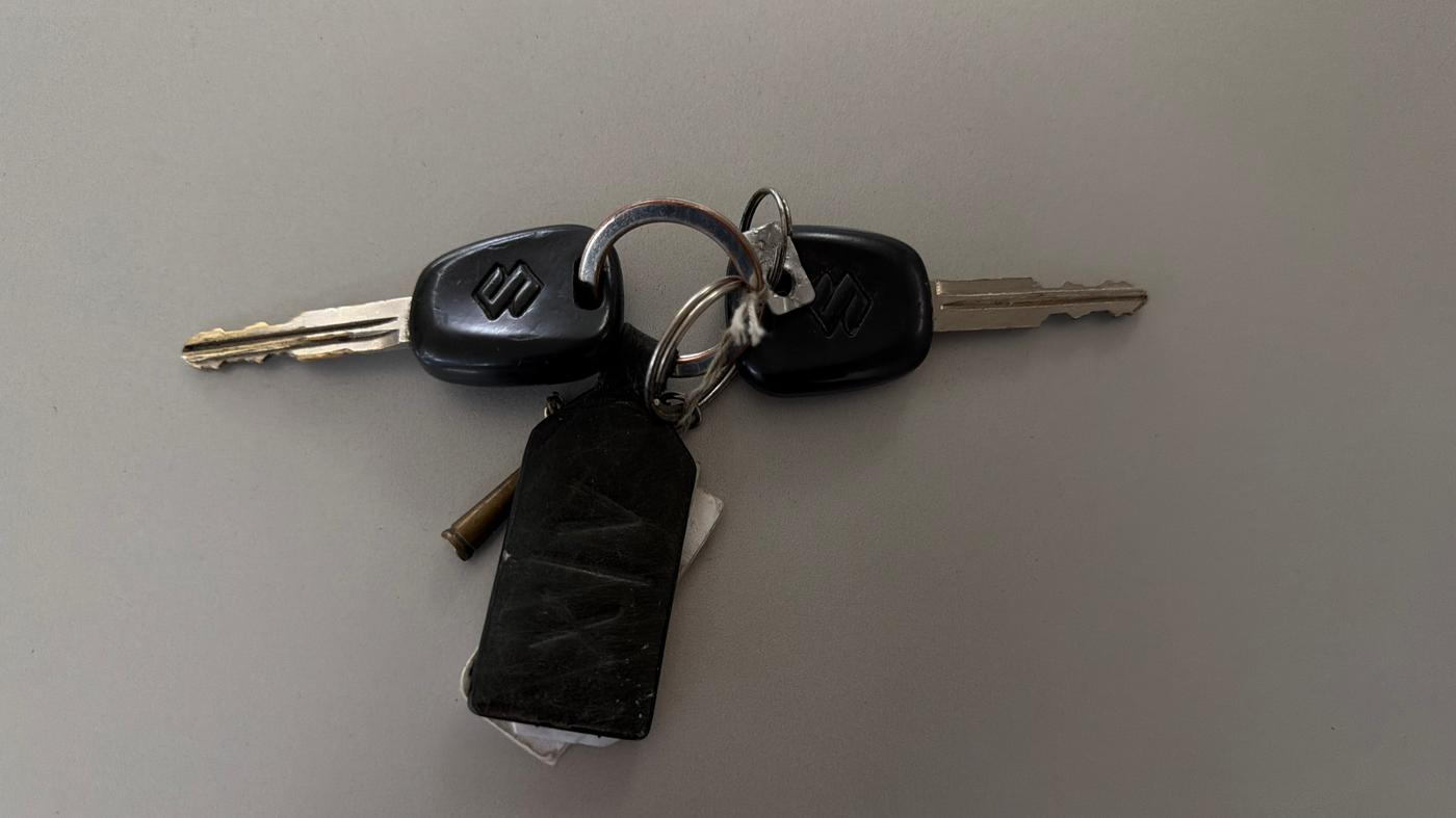 2015 Maruti Alto K10 VXI, Petrol, Manual, 28,036 km, Key Close Up
