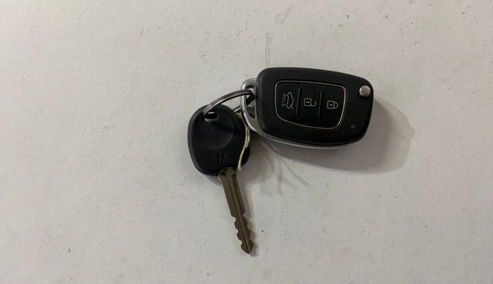 2023 Hyundai GRAND I10 NIOS SPORTZ 1.2 KAPPA VTVT, Petrol, Manual, 14,231 km, Key Close Up