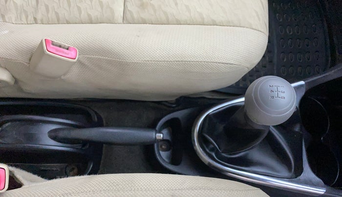 2017 Toyota Etios Liva VX, Petrol, Manual, 53,145 km, Gear Lever