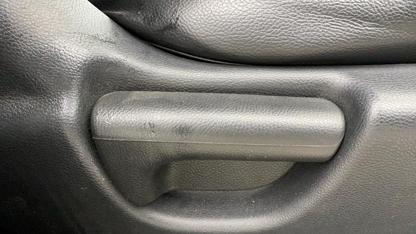 2020 Honda WR-V 1.2L I-VTEC VX MT, Petrol, Manual, 95,409 km, Driver Side Adjustment Panel