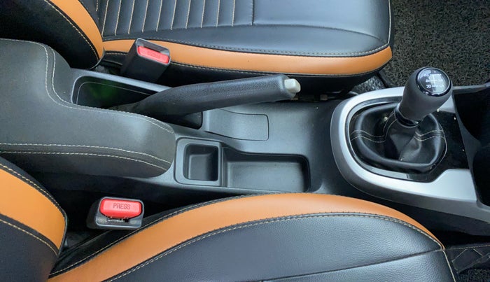 2020 Honda WR-V 1.2L I-VTEC VX MT, Petrol, Manual, 95,409 km, Gear Lever