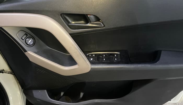2017 Hyundai Creta E PLUS 1.4 DIESEL, Diesel, Manual, 96,780 km, Driver Side Door Panels Control
