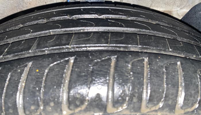 2017 Hyundai Creta E PLUS 1.4 DIESEL, Diesel, Manual, 96,780 km, Right Front Tyre Tread