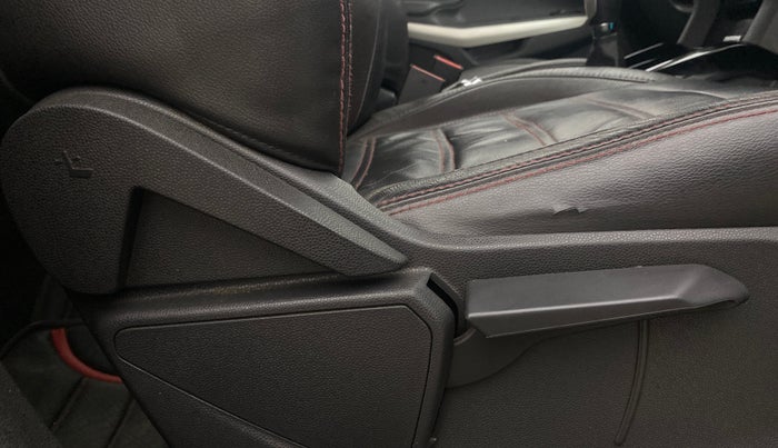 2015 Ford Ecosport TITANIUM 1.0L ECOBOOST (OPT), Petrol, Manual, 64,354 km, Driver Side Adjustment Panel