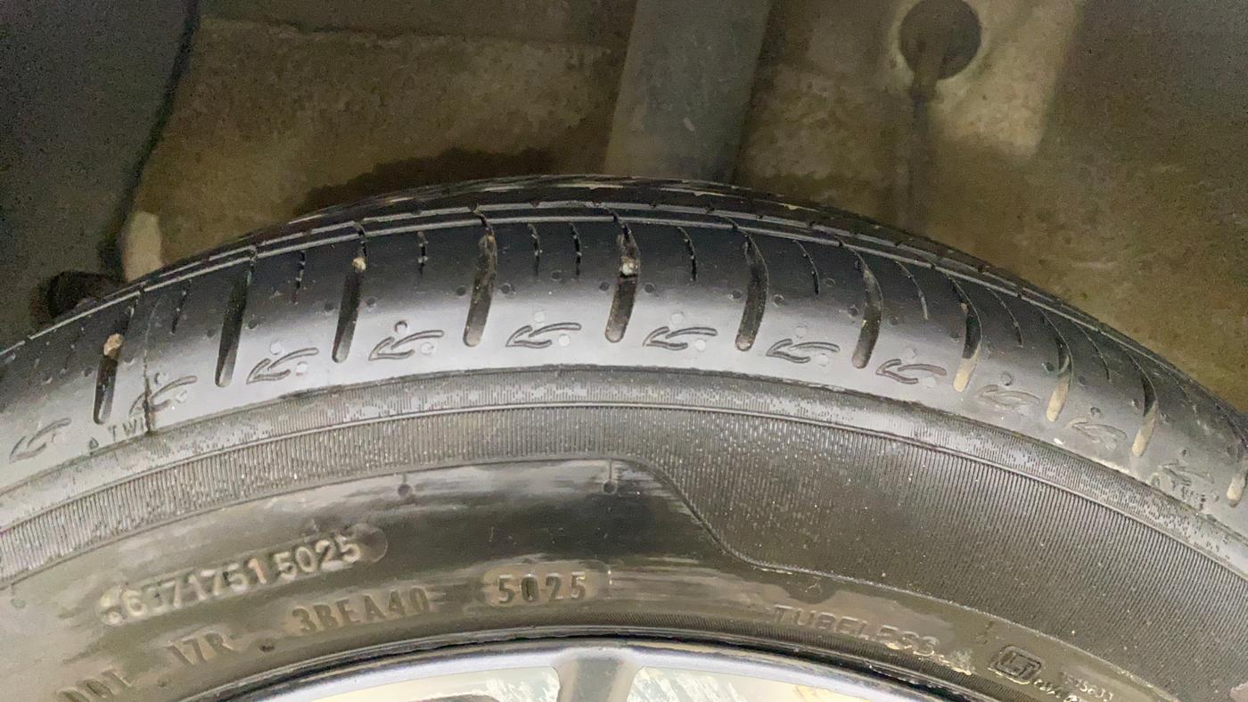 2025 Hyundai AURA SX PLUS 1.2 AMT, Petrol, Automatic, 11,625 km, Right Rear Tyre Tread