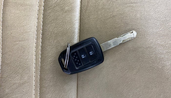 2015 Honda City 1.5L I-VTEC V MT, Petrol, Manual, 79,742 km, Key Close Up