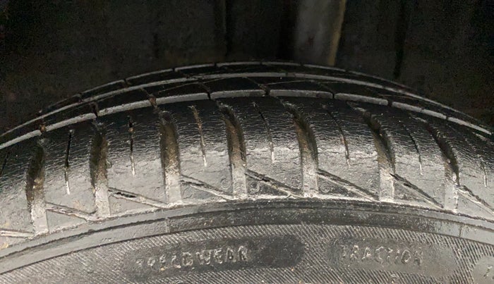 2020 Renault Kwid RXL, Petrol, Manual, 16,521 km, Left Rear Tyre Tread