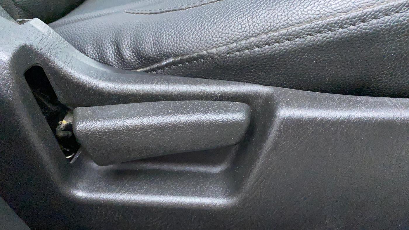 2020 Maruti Alto LXI, Petrol, Manual, 23,657 km, Driver Side Adjustment Panel