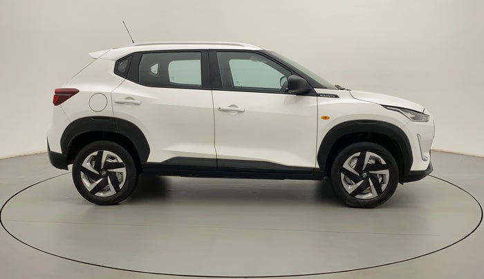 2022 Nissan MAGNITE XE, Petrol, Manual, 19,864 km, Right Side View