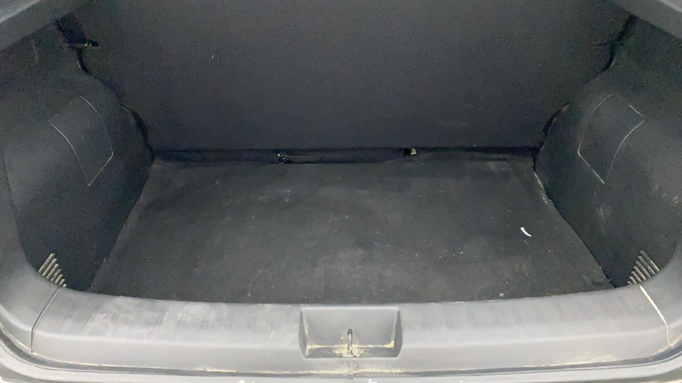 2022 Nissan MAGNITE XE, Petrol, Manual, 19,864 km, Boot Inside