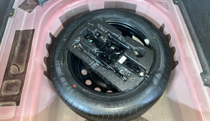 2022 Skoda SLAVIA STYLE 1.0L TSI AT, Petrol, Automatic, 37,073 km, Spare Tyre