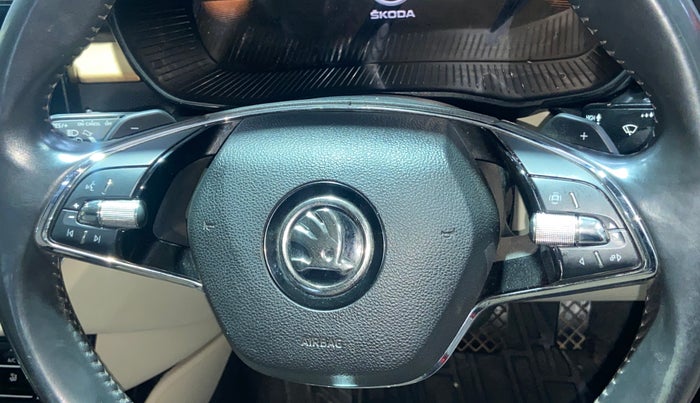 2022 Skoda SLAVIA STYLE 1.0L TSI AT, Petrol, Automatic, 37,073 km, Adaptive Cruise Control