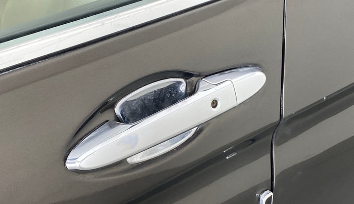2019 Honda City 1.5L I-VTEC ZX CVT, Petrol, Automatic, 86,979 km, Front passenger door - Door handle sensor not working