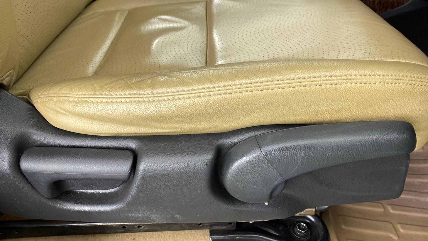 2019 Honda City 1.5L I-VTEC ZX CVT, Petrol, Automatic, 86,979 km, Driver Side Adjustment Panel