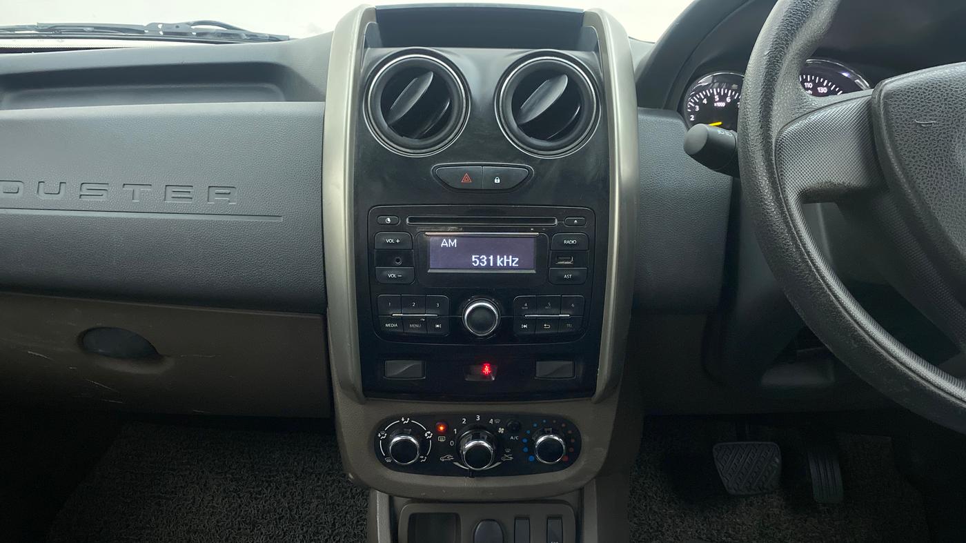 2016 Renault Duster RXL AMT 110 PS, Diesel, Automatic, 1,69,249 km, Air Conditioner