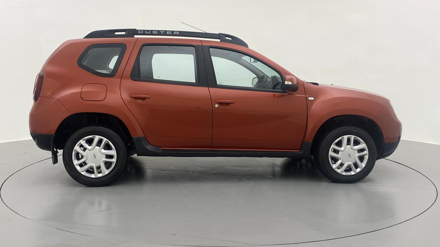 2016 Renault Duster RXL AMT 110 PS, Diesel, Automatic, 1,69,249 km, Right Side View