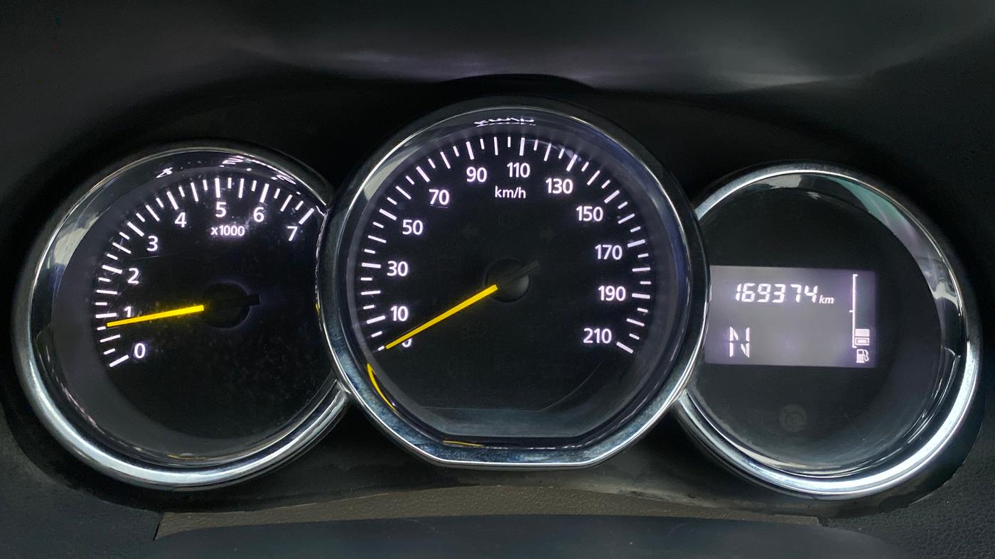 2016 Renault Duster RXL AMT 110 PS, Diesel, Automatic, 1,69,249 km, Odometer Image