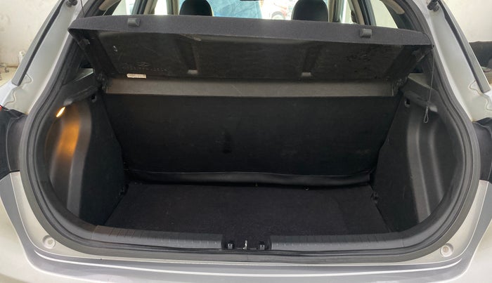 2020 Hyundai Elite i20 ASTA 1.2 (O), Petrol, Manual, 63,352 km, Boot Inside