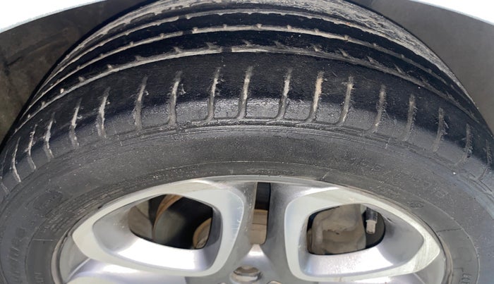 2020 Hyundai Elite i20 ASTA 1.2 (O), Petrol, Manual, 63,352 km, Right Front Tyre Tread