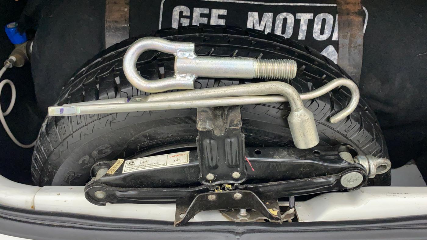2018 Tata TIAGO NRG PETROL, CNG, Manual, 25,907 km, Spare Tyre