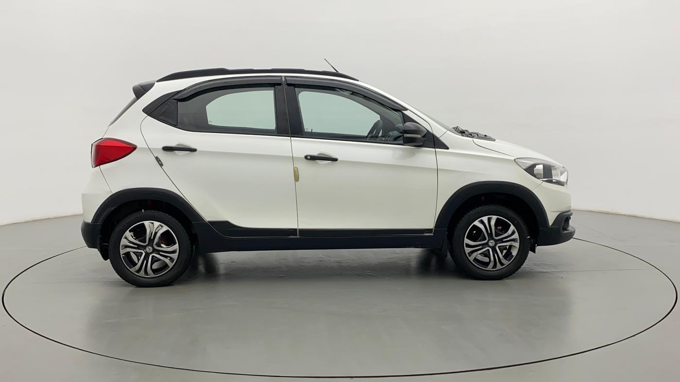 2018 Tata TIAGO NRG PETROL, CNG, Manual, 25,907 km, Right Side View