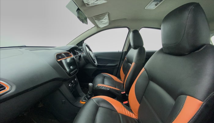2018 Tata TIAGO NRG PETROL, CNG, Manual, 25,907 km, Right Side Front Door Cabin