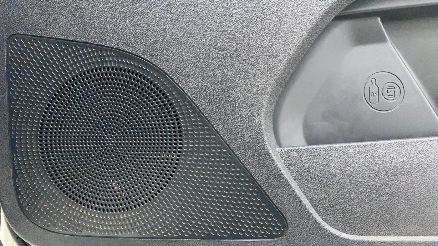 2018 Tata TIAGO NRG PETROL, CNG, Manual, 25,907 km, Speaker