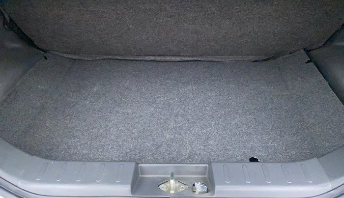 2018 Maruti Alto K10 VXI P, Petrol, Manual, 8,111 km, Boot Inside