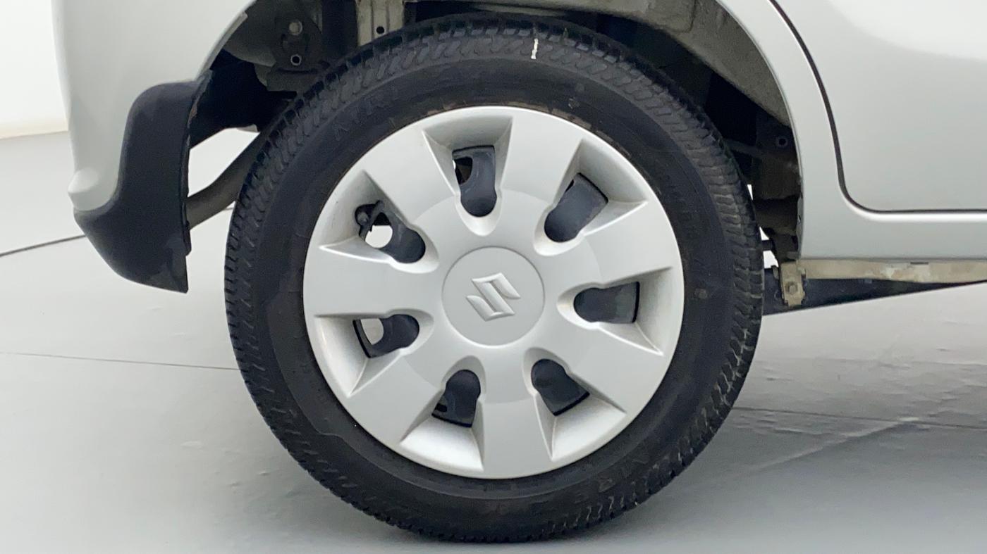 2018 Maruti Alto K10 VXI P, Petrol, Manual, 8,111 km, Right Rear Wheel