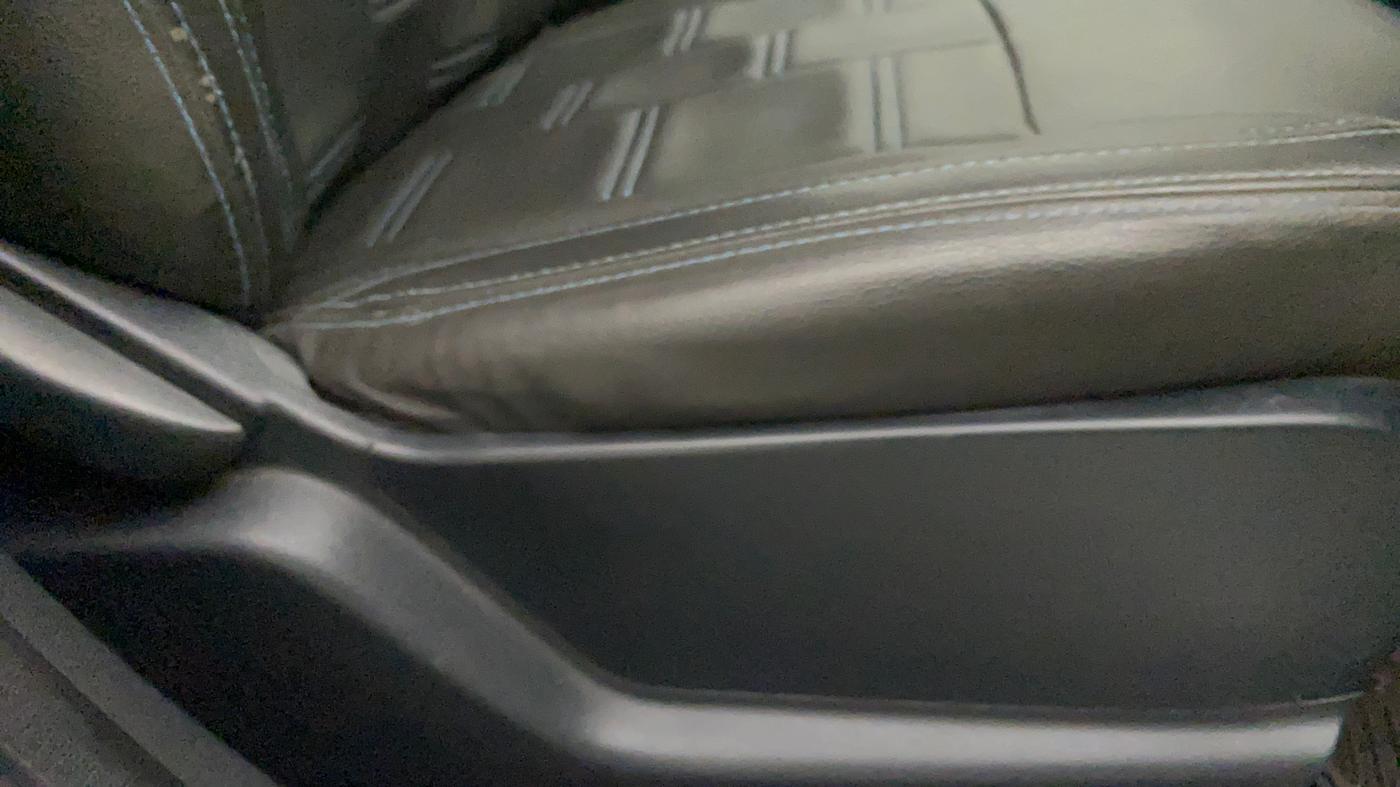 2018 Ford Ecosport TREND 1.5L DIESEL, Diesel, Manual, 89,696 km, Driver Side Adjustment Panel
