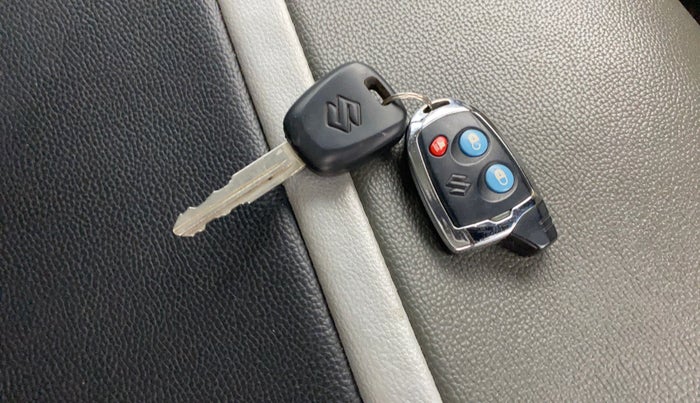 2021 Maruti Alto LXI CNG, CNG, Manual, 36,648 km, Key Close Up