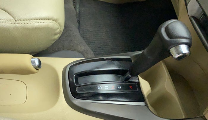 2012 Honda City 1.5L I-VTEC V AT, Petrol, Automatic, 95,504 km, Gear Lever