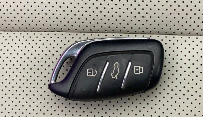 2022 MG ASTOR SHARP 1.5 CVT, Petrol, Automatic, 47,825 km, Key Close Up