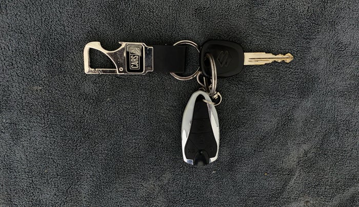 2016 Maruti Celerio VXI (O), Petrol, Manual, 61,941 km, Key Close Up