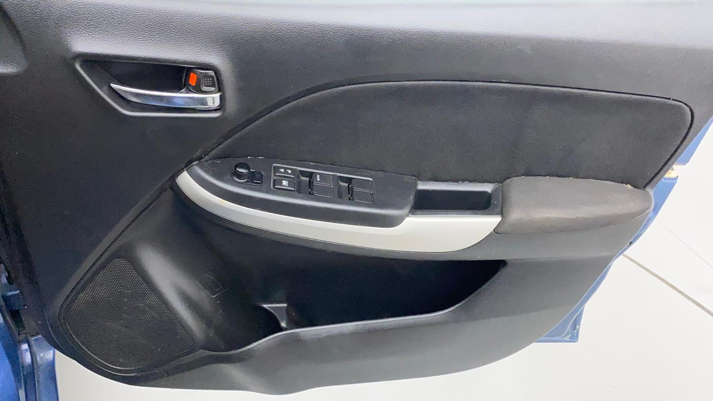 2017 Maruti Baleno DELTA PETROL 1.2, Petrol, Manual, 69,435 km, Driver Side Door Panels Control