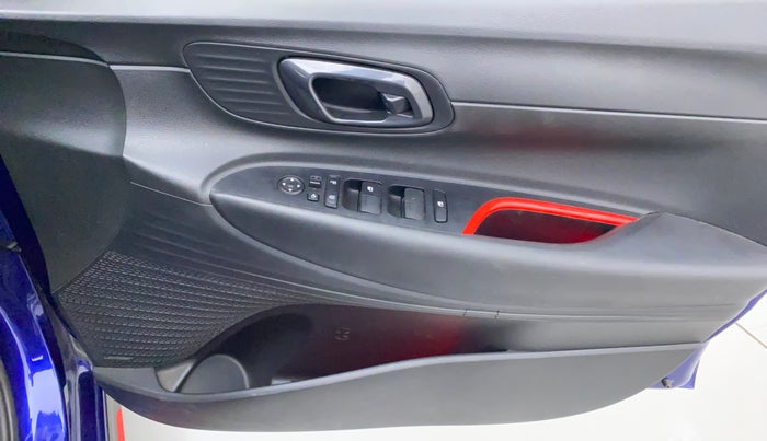 2021 Hyundai NEW I20 N LINE N8 1.0 TURBO GDI DCT DUAL TONE, Petrol, Automatic, 24,347 km, Driver Side Door Panels Control
