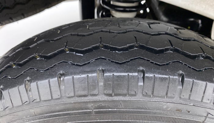 2021 Maruti Eeco 5 STR WITH AC PLUSHTR, Petrol, Manual, 11,747 km, Right Rear Tyre Tread