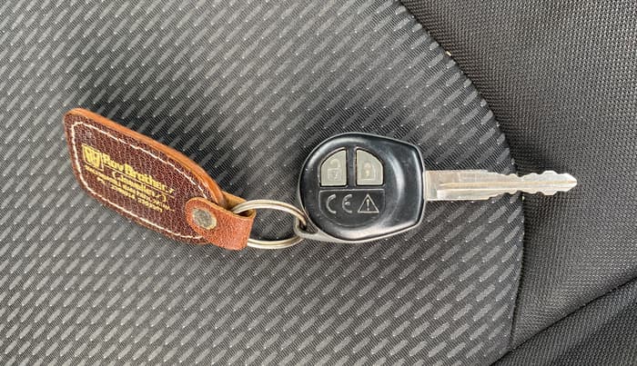 2023 Maruti Baleno SIGMA PETROL 1.2, Petrol, Manual, 20,454 km, Key Close Up
