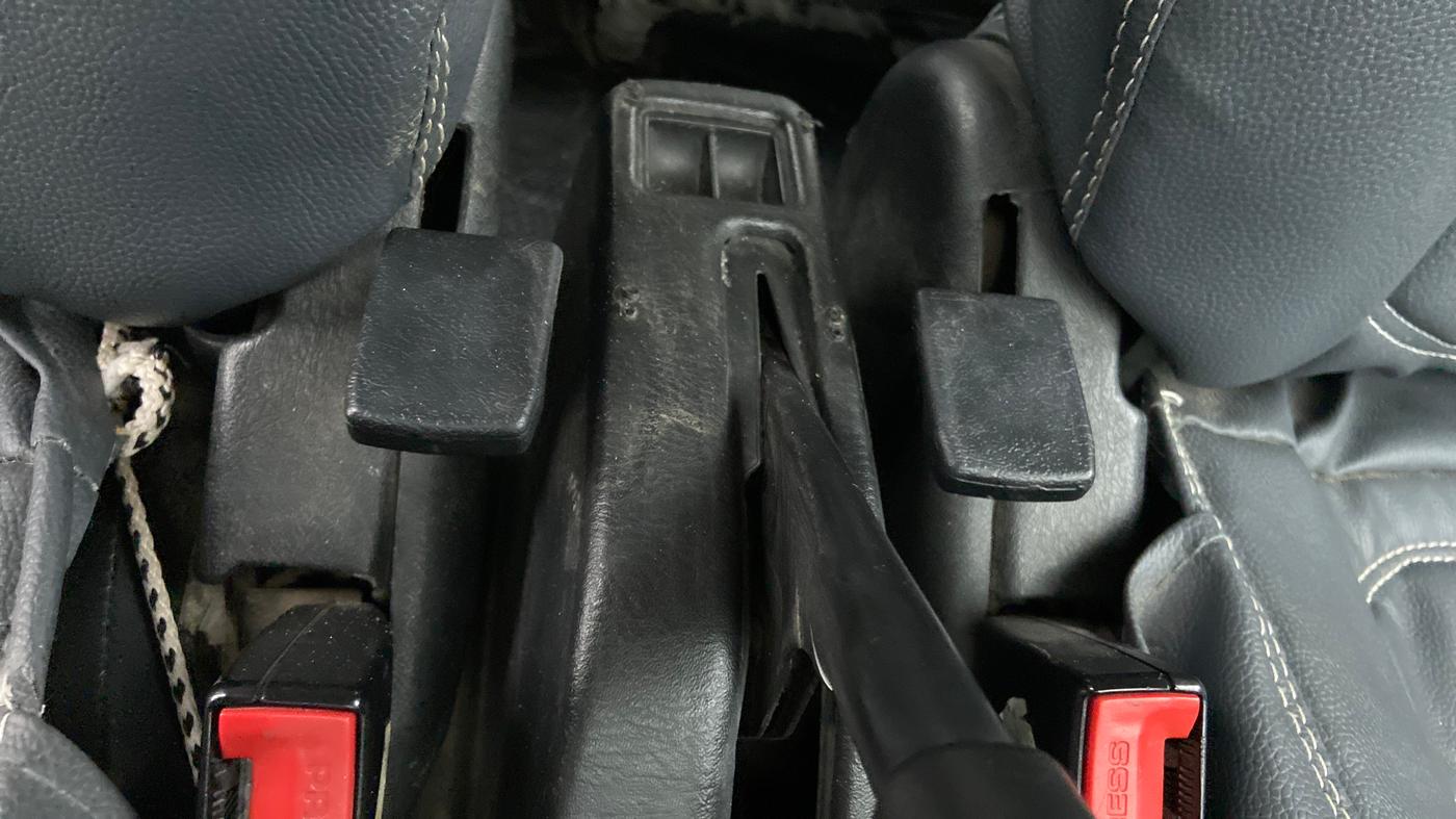 2017 Maruti Eeco 7 STR, Petrol, Manual, 66,660 km, Driver Side Adjustment Panel
