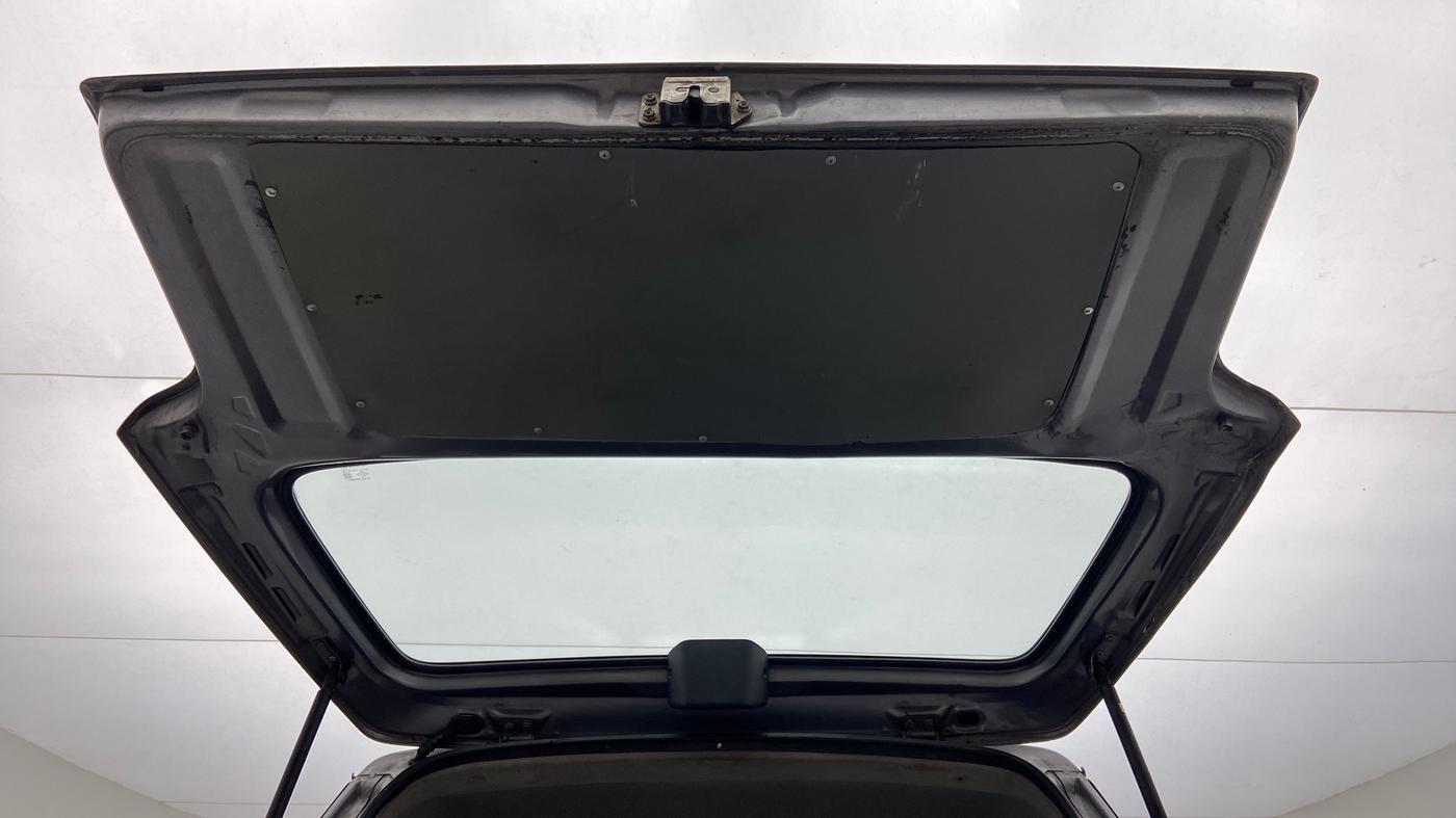2017 Maruti Eeco 7 STR, Petrol, Manual, 66,660 km, Boot Door Open