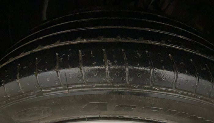 2022 Hyundai VENUE S 1.2, Petrol, Manual, 42,919 km, Left Front Tyre Tread