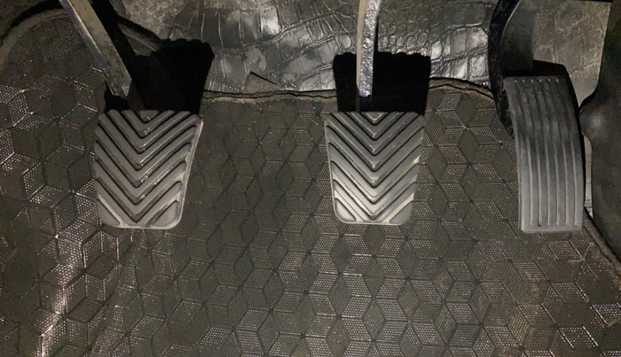 2022 Hyundai VENUE S 1.2, Petrol, Manual, 42,919 km, Pedals