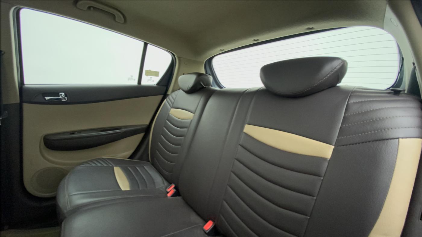 2011 Hyundai i20 ASTA 1.2, Petrol, Manual, 94,776 km, Right Side Rear Door Cabin