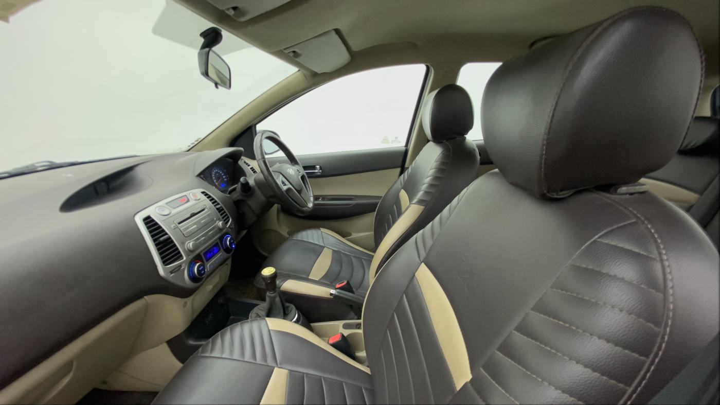 2011 Hyundai i20 ASTA 1.2, Petrol, Manual, 94,776 km, Right Side Front Door Cabin
