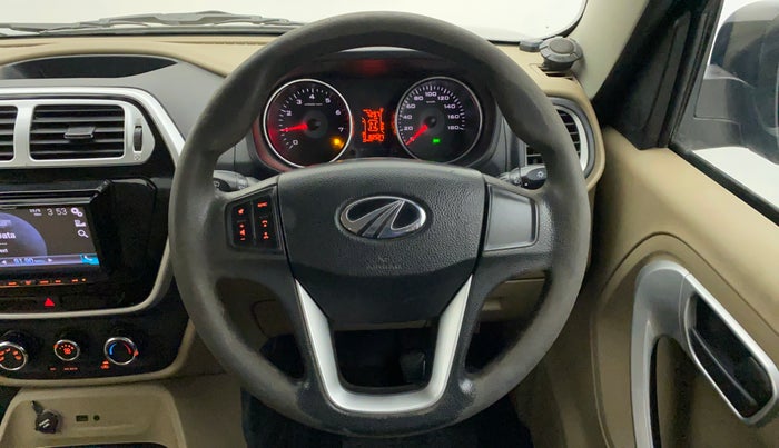 2016 Mahindra TUV300 T8 AMT, Diesel, Automatic, 82,527 km, Steering Wheel Close Up